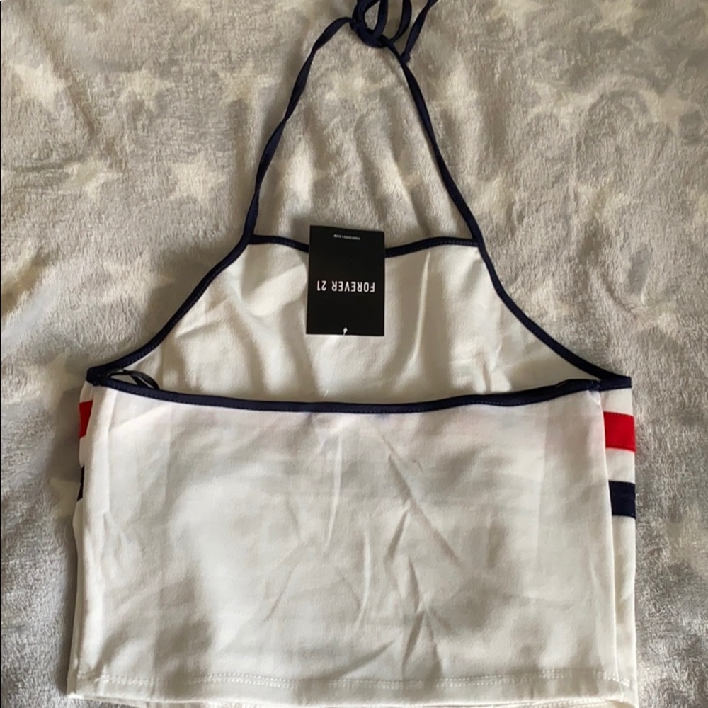 Crop top - Picture 3 of 4